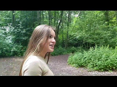 ❤️ Evelina'ya halka açık bir yerde sevişmemizi önerdim! O evet dedi. Sonra onu kıçından becerdim ve ağzına cum. Sonra kendine kızdı. ❌ Porno bizde